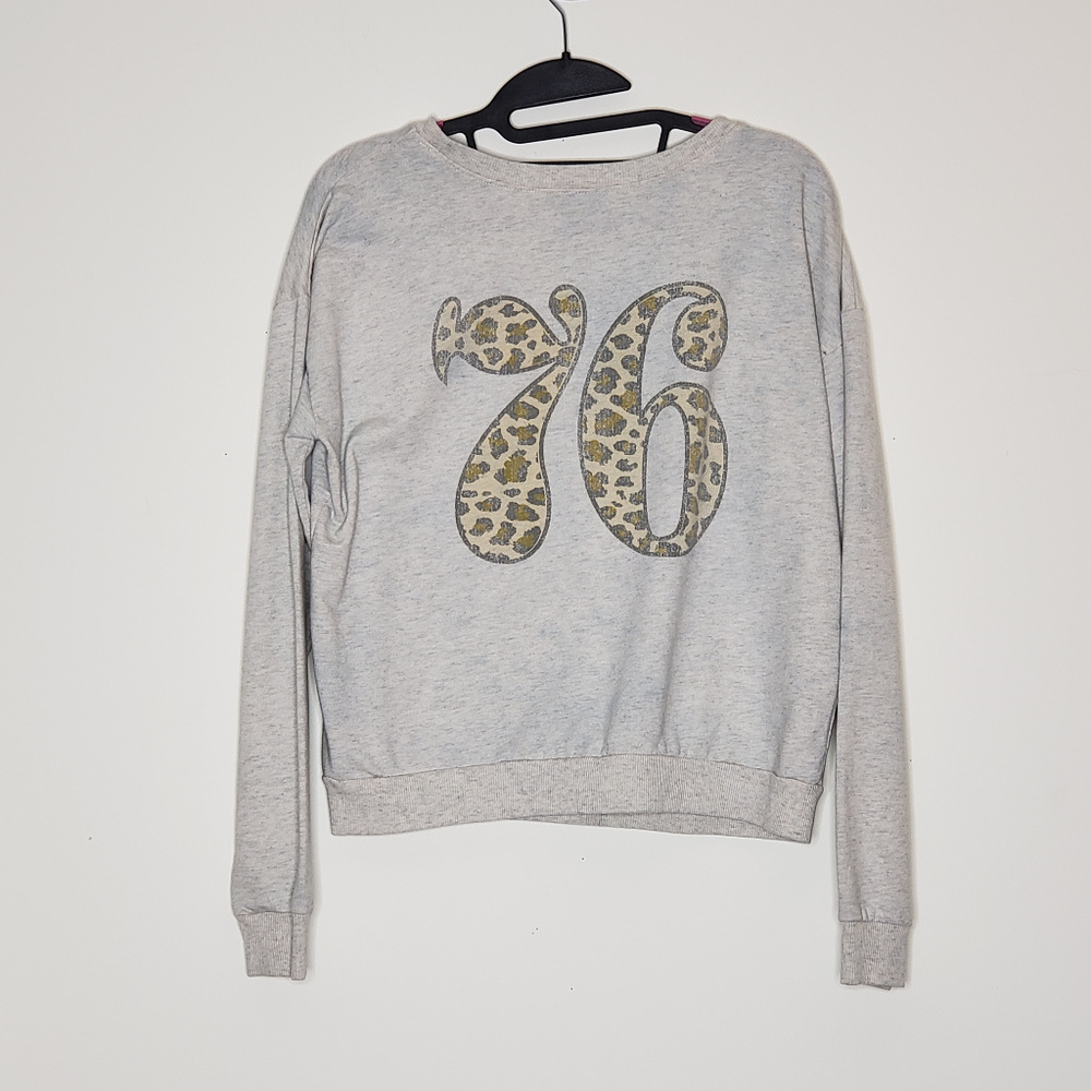 Hello Kitty lightweight gray '76 sweatshirt top - Picture 2 of 4